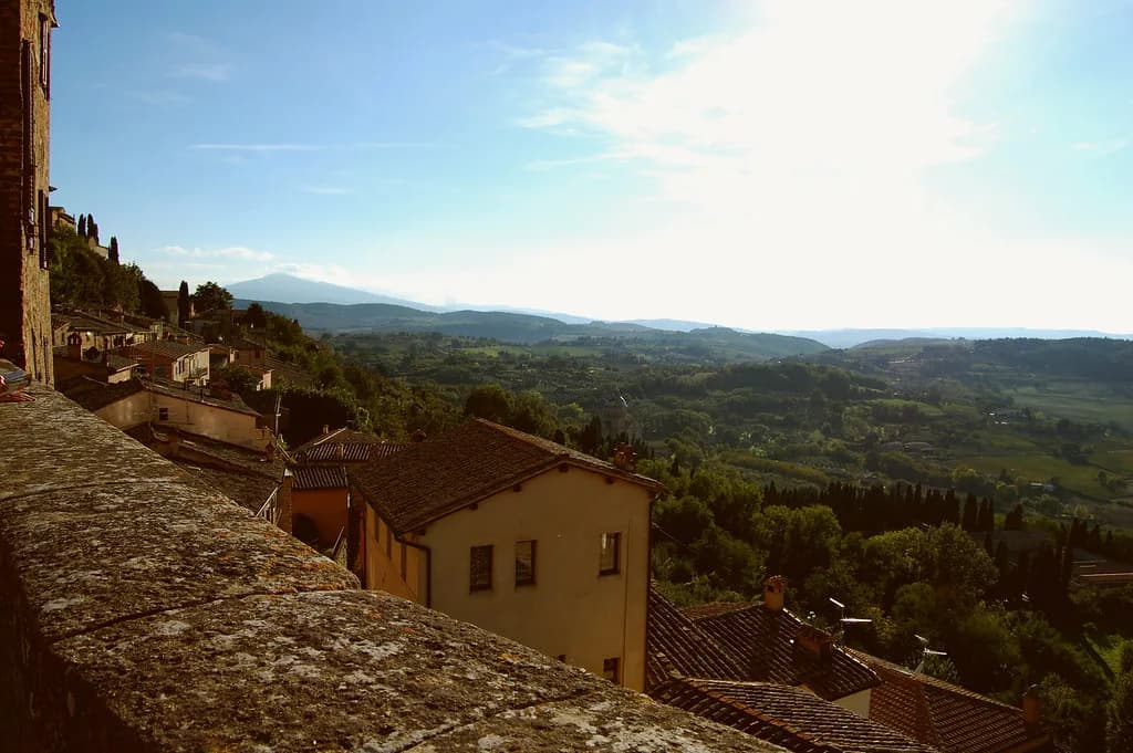 Casanova di Neri: Montalcino Winery Guide from Montepulciano