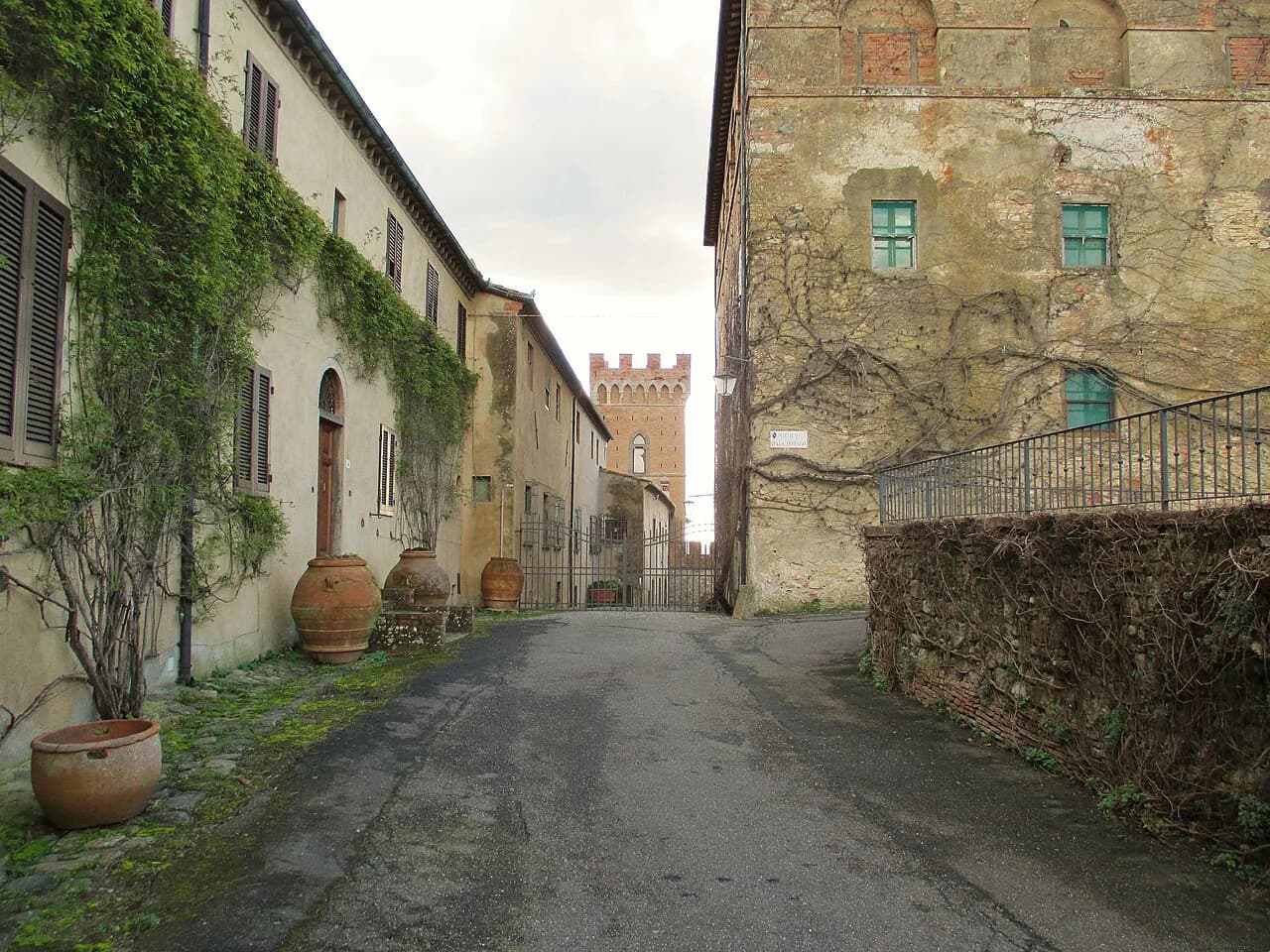 Castello di Querceto: Siena Guide to Greve in Chianti Estate
