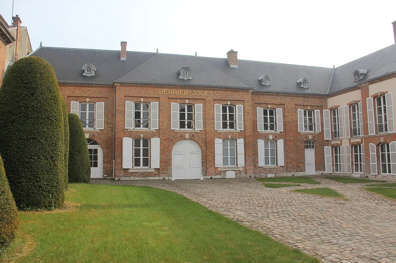 Perrier-Jouët in Épernay: Visiting the Maison on Avenue de Champagne