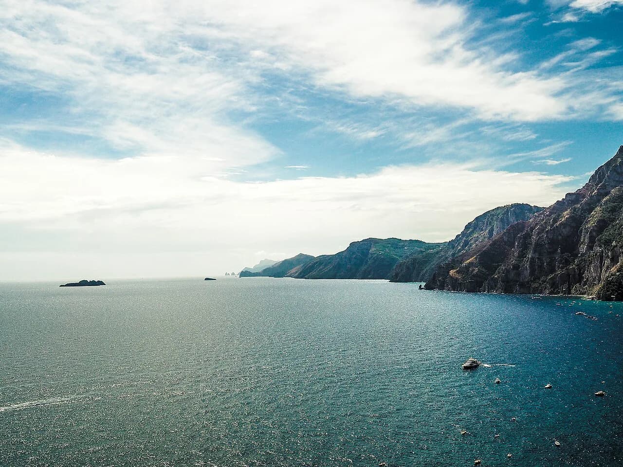 Positano Wine Bars: Tasting Guide from Amalfi