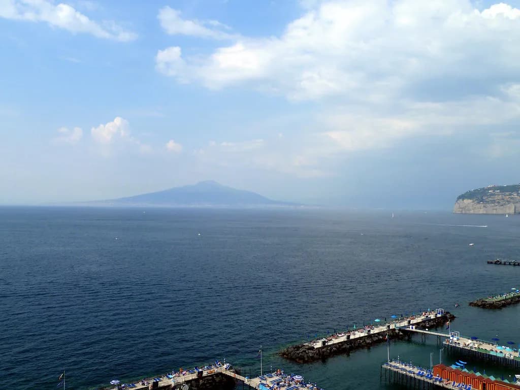Bosco de' Medici, Pompeii: Winery & Resort Visit Guide