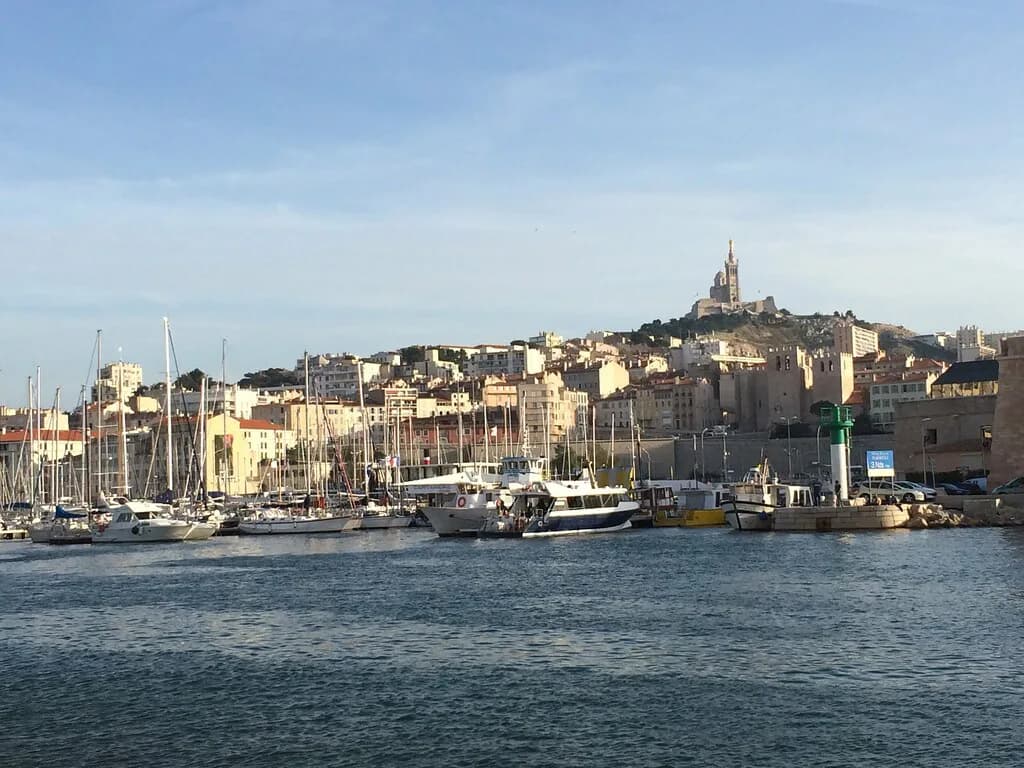 Château de Fontcreuse Tasting Guide: Marseille Day Trip