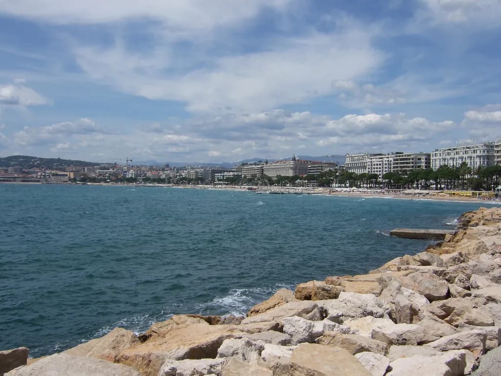 Commanderie de Peyrassol: Plan a Day Trip from Cannes