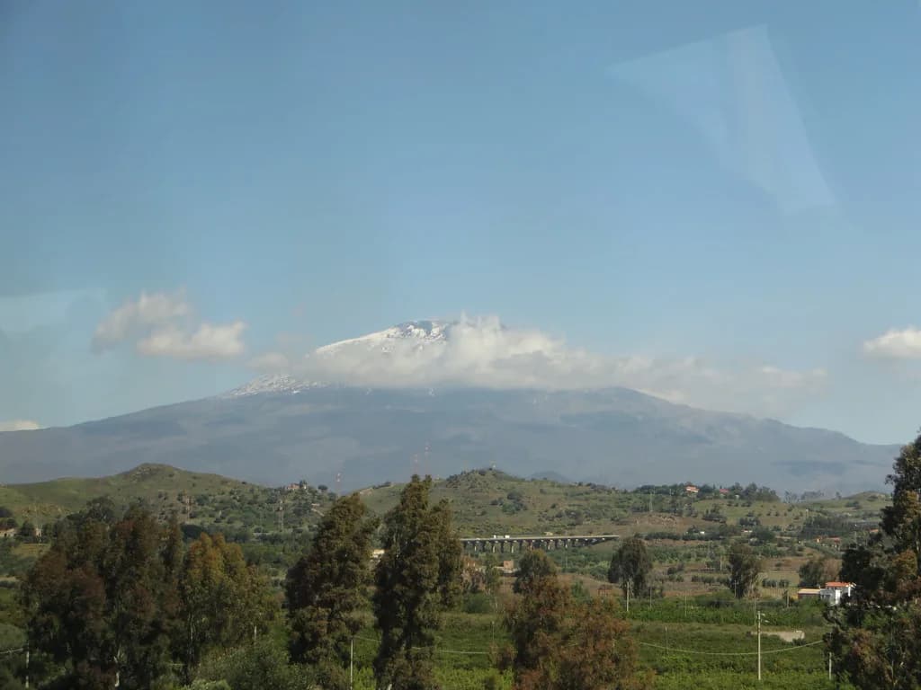 Etna Wineries: Where to Taste by Slope and Book From Catania