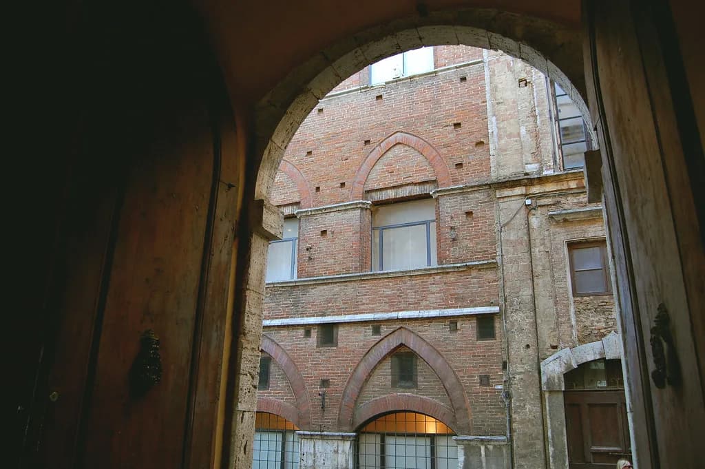 Montepulciano Wine Cellar Guide: Which Cantinas to Visit