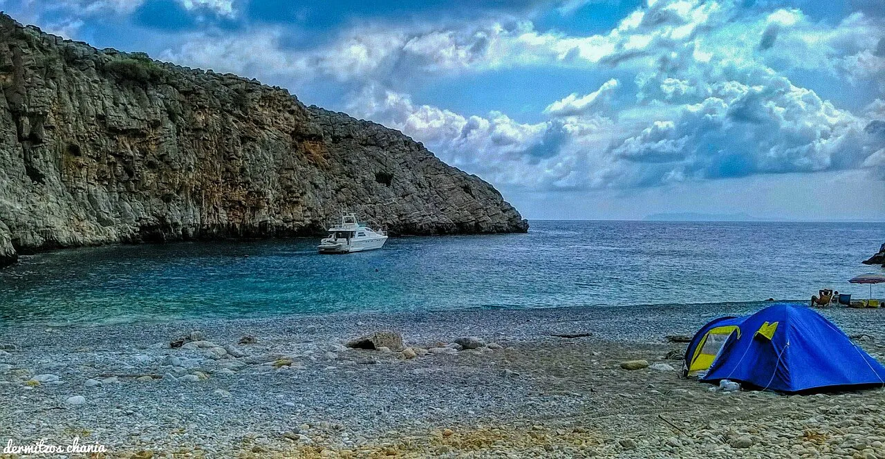 Menies beach on the Rodopou peninsula, north of Kolymvari