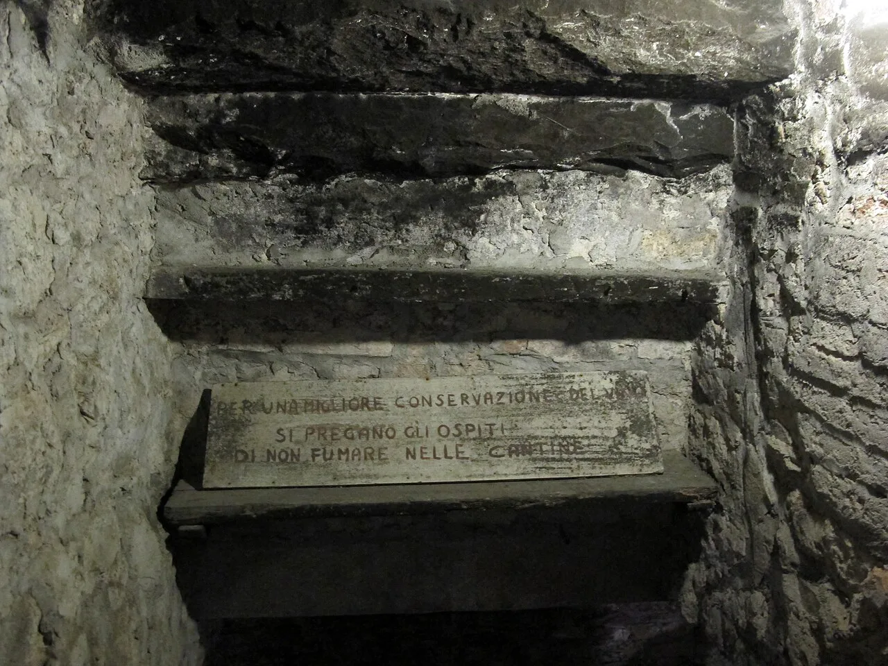 Castello di meleto, interno, cantine, Siena
