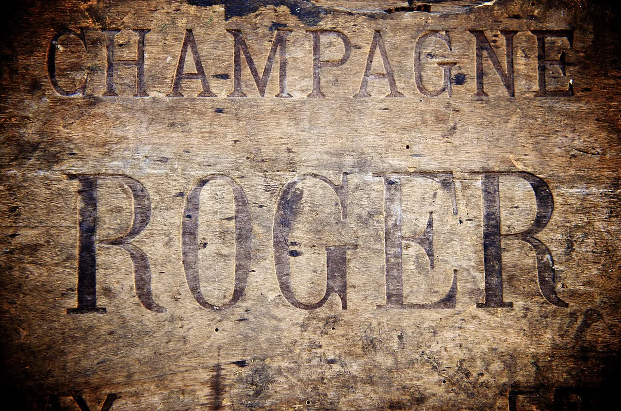 Pol Roger champagne case