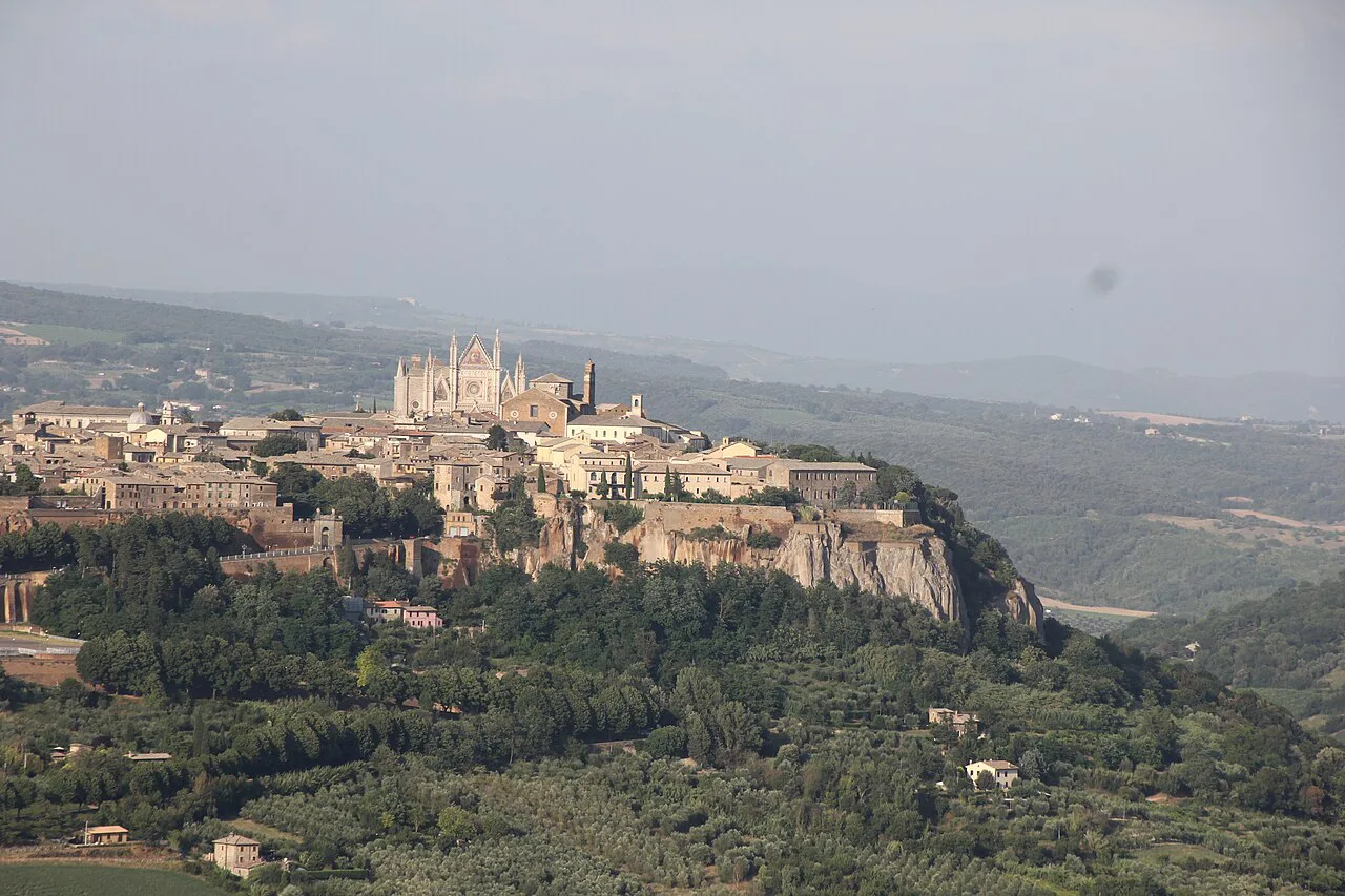 Orvieto and its cathedral on the tufa rock